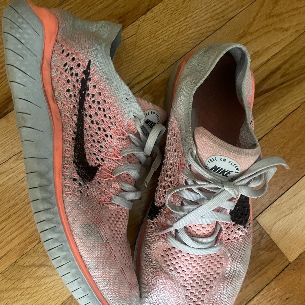 Nike Free Runs
